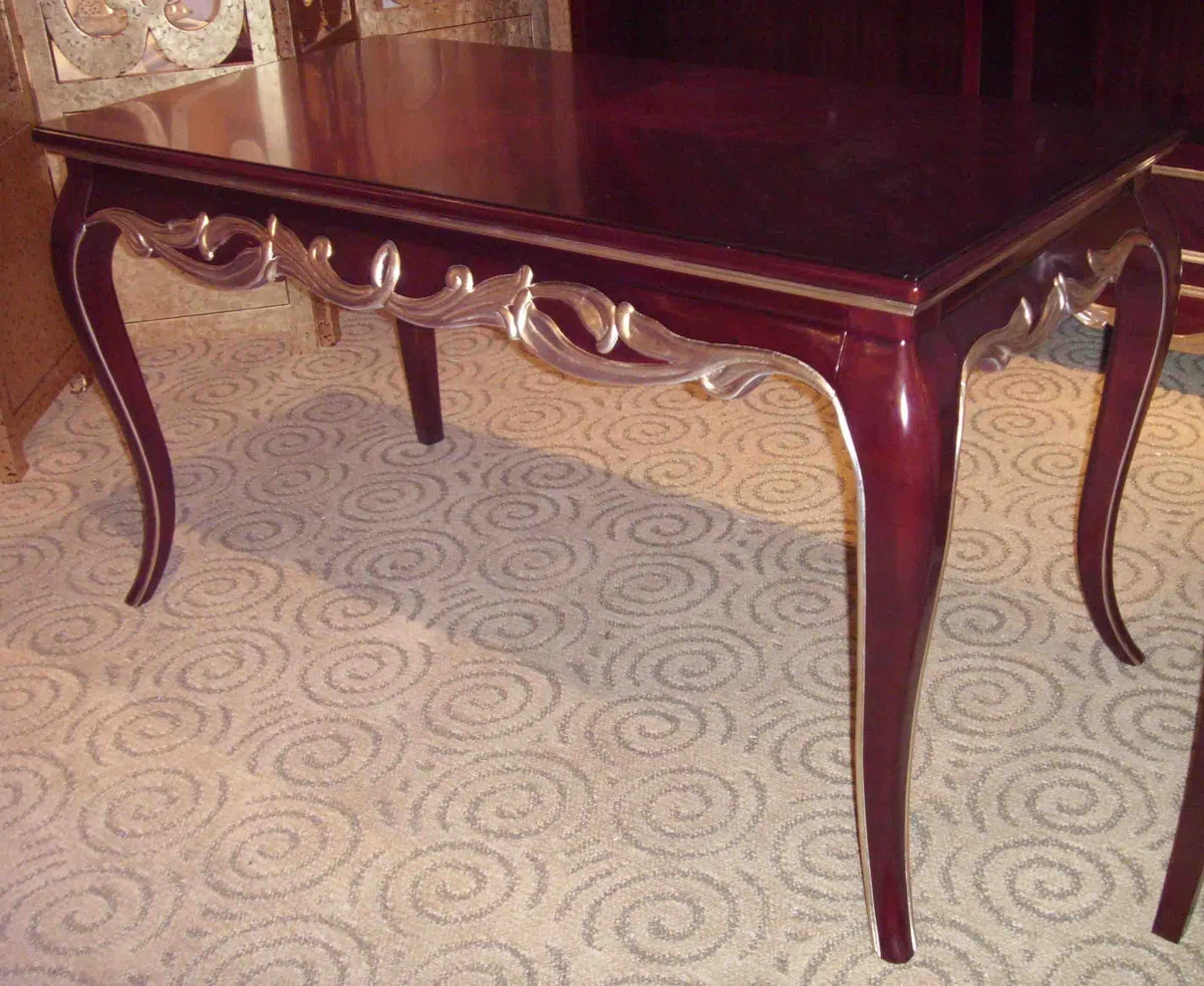 Tables, consoles and tabletops S8705