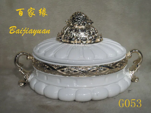 Посуда, подносы и декоративные блюда G053