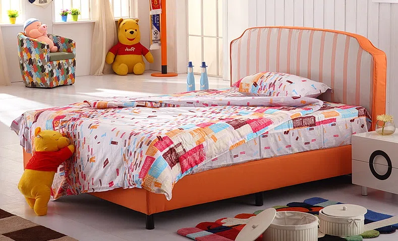 Beds and bedrooms F183 Orange