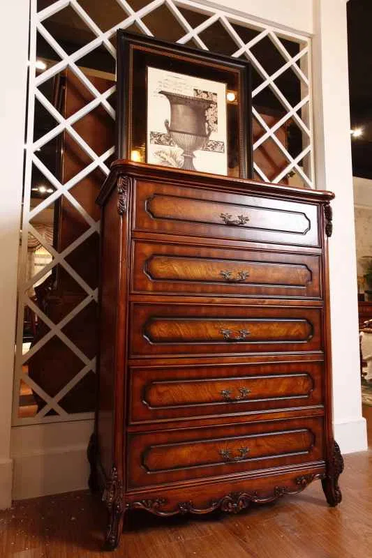 Cabinets, dressers and shelves E1C0782D6C31