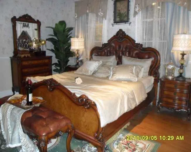 Beds and bedrooms E60A1EC070BA