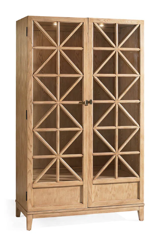 Cabinets, dressers and shelves D-823-03