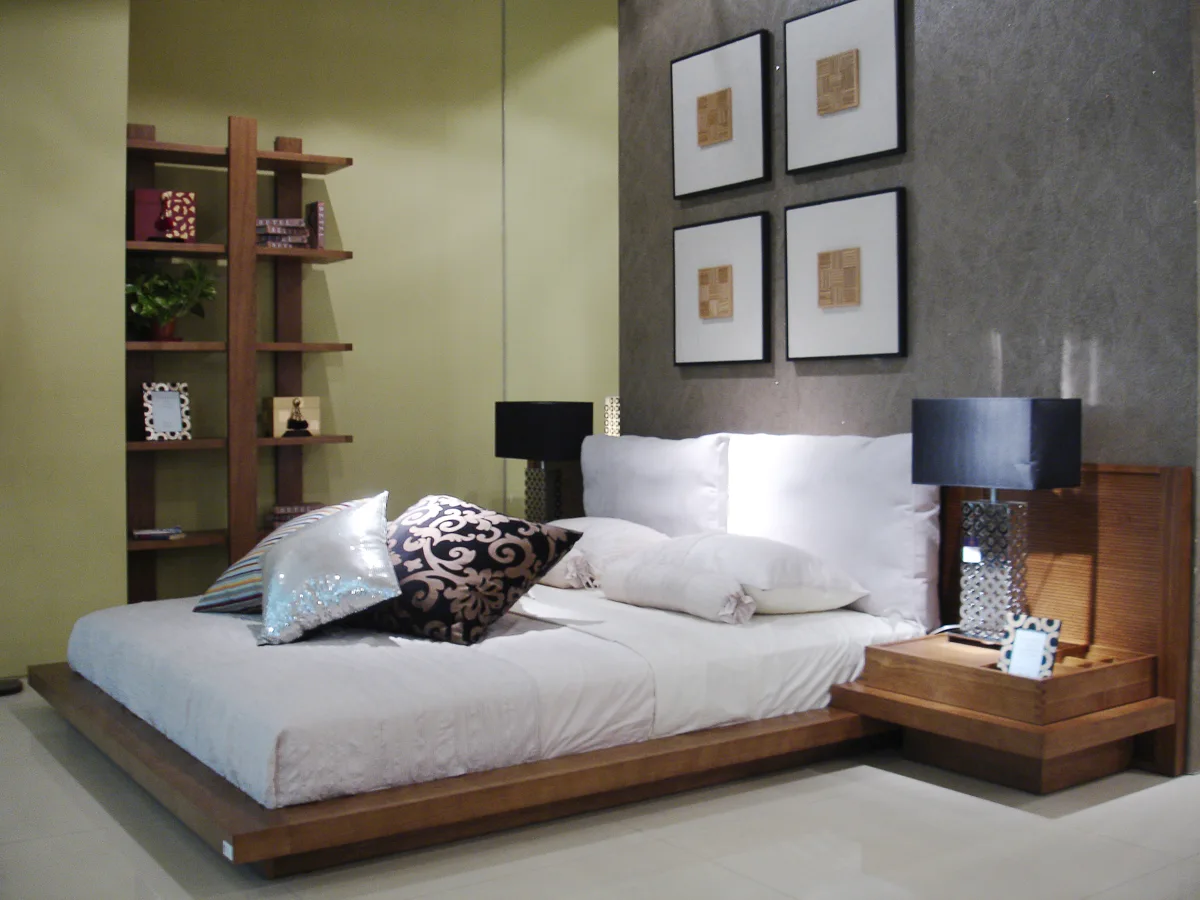 Beds and bedrooms E78E42E5A068