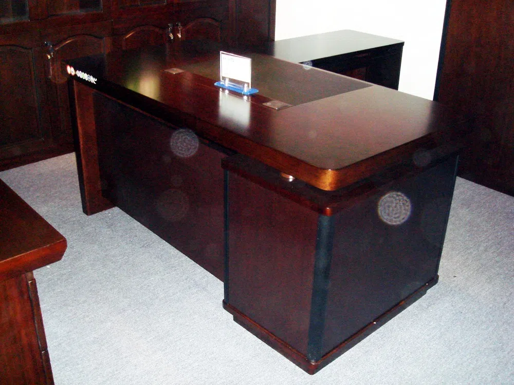 Tables, consoles and tabletops HA1161