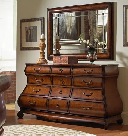 Cabinets, dressers and shelves R570-146