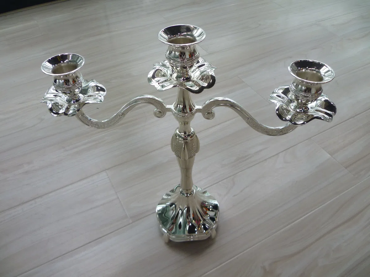 Candle holders and candelabras P1020756
