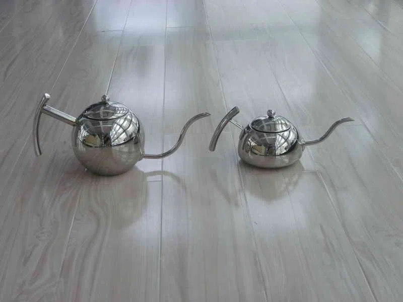 Candle holders and candelabras P1000923