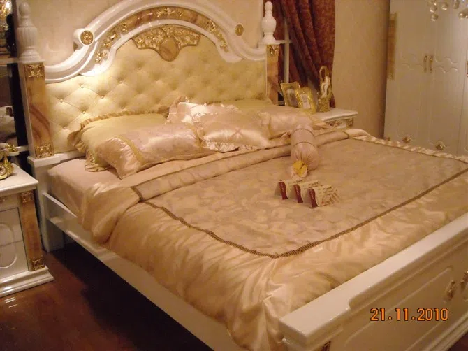 Beds and bedrooms EC9507D5AF26