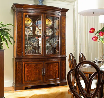 Cabinets, dressers and shelves R570-842-841