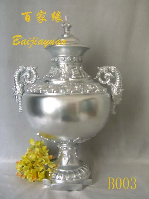 Decor and interior accessory selections B003