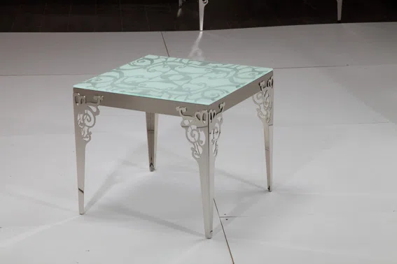 Tables, consoles and tabletops SPT-215