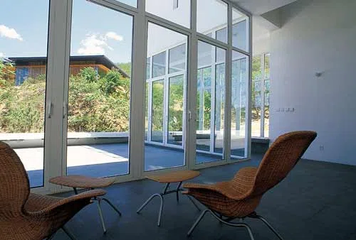Furniture sets and selections 20060219000911