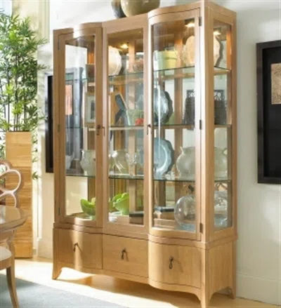 Cabinets, dressers and shelves 622-831_832_fpo