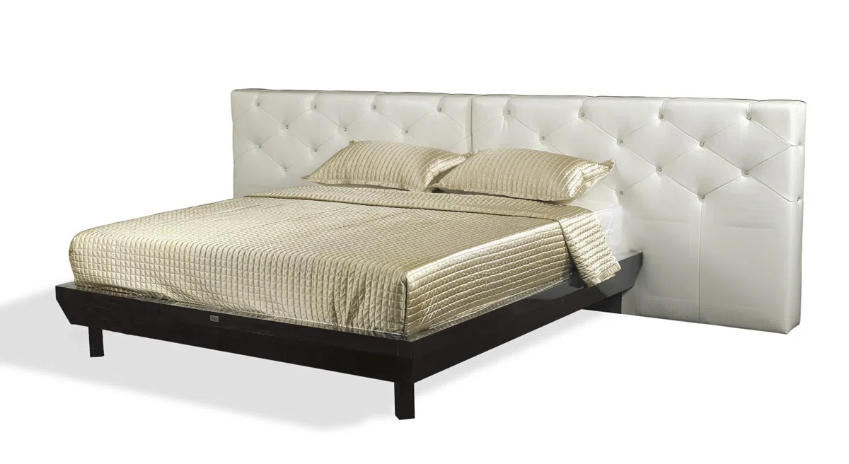 Beds and bedrooms A03 (204)