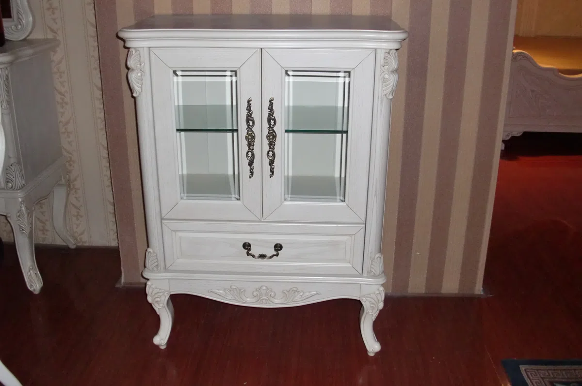 Cabinets, dressers and shelves F0E898314DAE