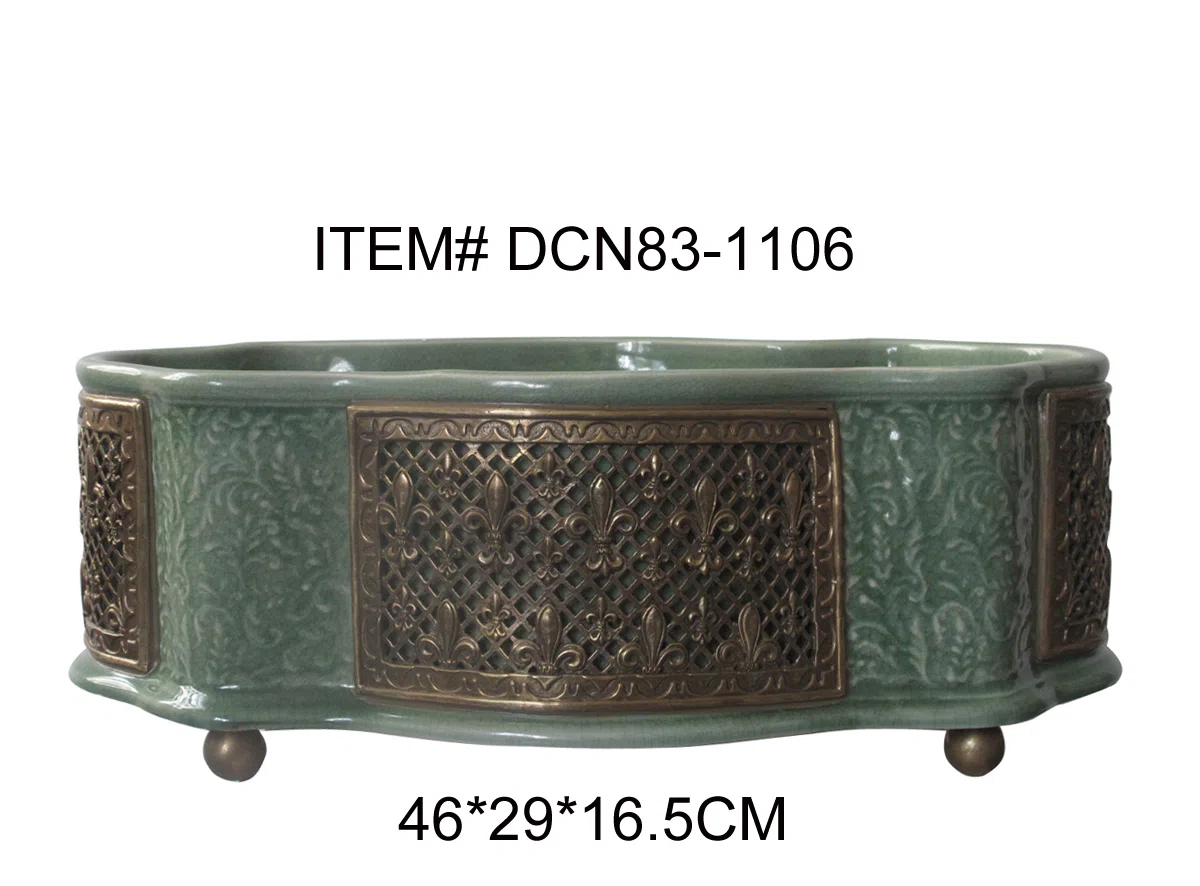 Mixed catalogues and selections DCN83-1106