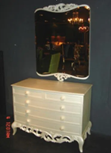 Cabinets, dressers and shelves D008