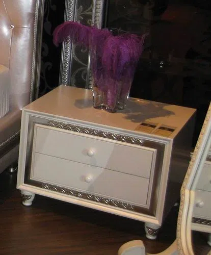 Cabinets, dressers and shelves NN-050