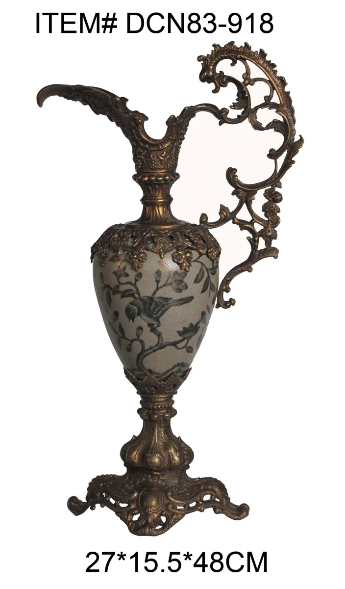 Decor and interior accessory selections DCN83-918