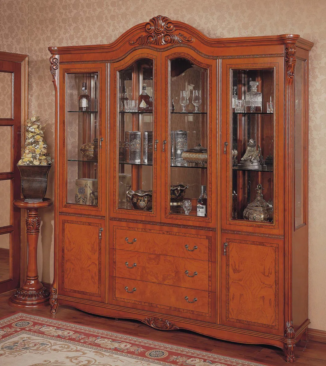Cabinets, dressers and shelves V0701-43
