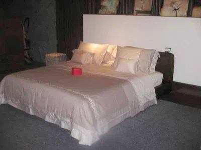 Beds and bedrooms F7574D641E83