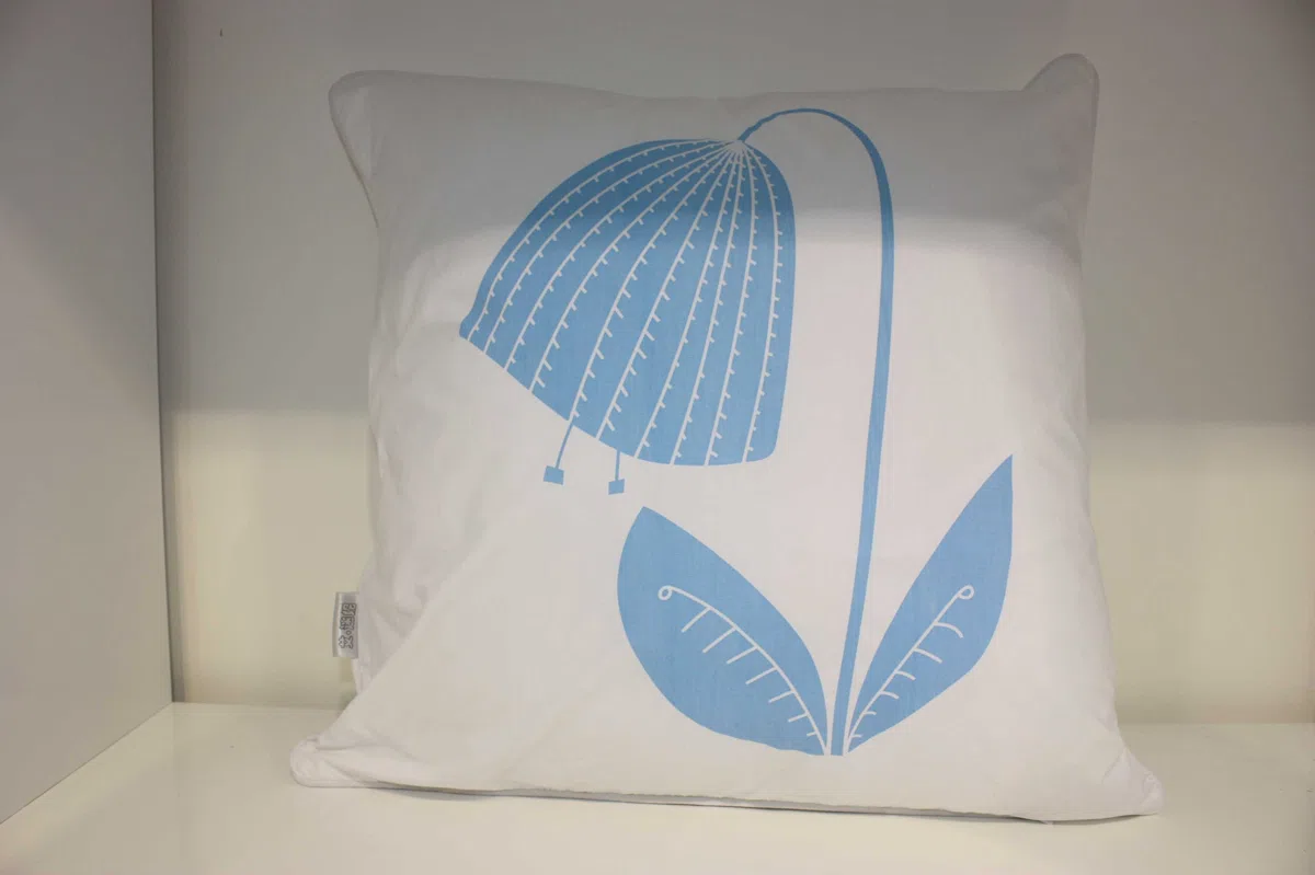 Textiles, curtains and cushions 045