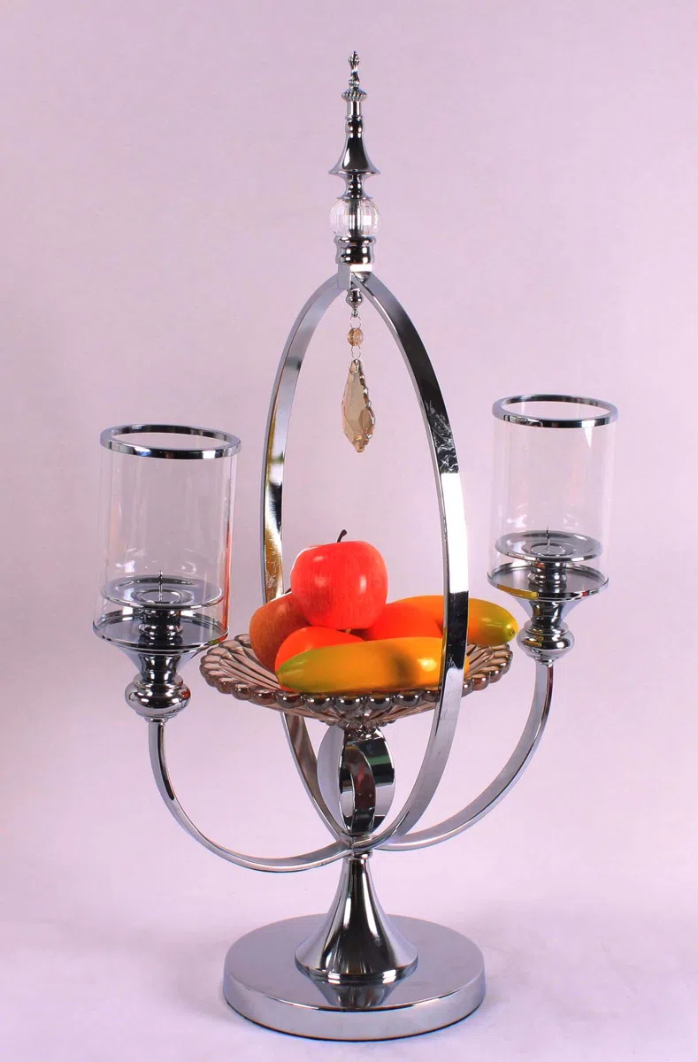 Candle holders and candelabras K039