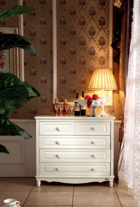 Cabinets, dressers and shelves H811 Wide 5-drawer chest