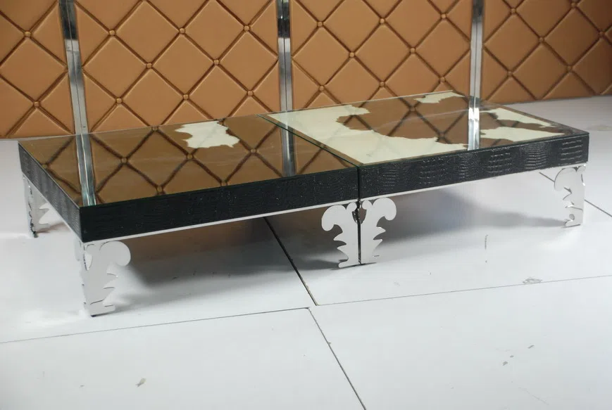 Tables, consoles and tabletops SPT-218