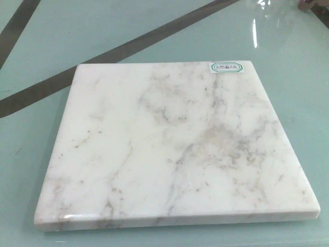 Светлый образец с серыми прожилками · JUN-1353