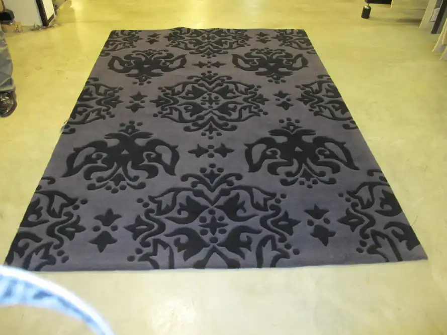 Ковёр: рисунок и цветовая композиция · RUG-0195