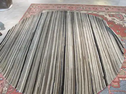 Ковёр: рисунок и цветовая композиция · RUG-0242