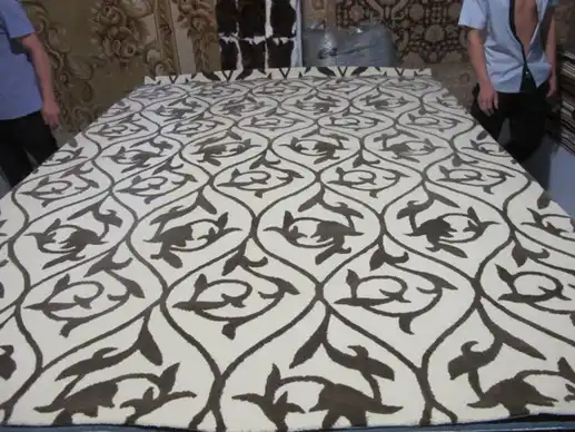Ковёр: рисунок и цветовая композиция · RUG-0270